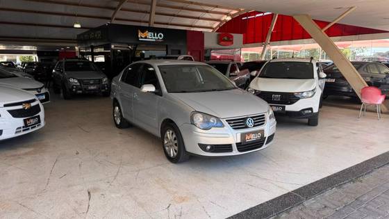 VOLKSWAGEN POLO SEDAN 1.6 MI COMFORTLINE 8V FLEX 4P AUTOMATIZADO VOLKSWAGEN POLO SEDAN 1.6 MI COMFORTLINE 8V FLEX 4P AUTOMATIZADO